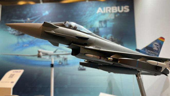 Screenshot 2024-11-23 at 11-49-07 ¿Podrán incluir los Eurofighter españoles del programa Halcón II la tranche 5 la versión más avanzada del caza que Airbus presenta en Alemania.png