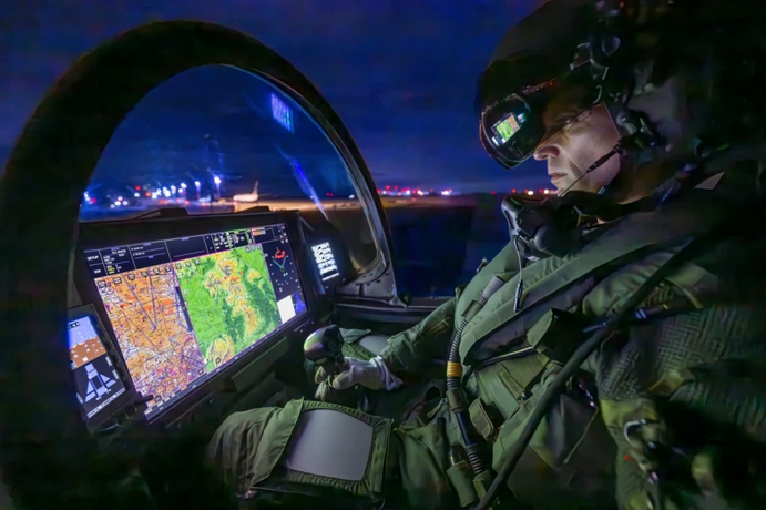 Screenshot 2024-12-14 at 11-04-59 Alemania Reino Unido e Italia suman fuerzas en un nuevo casco de piloto de Eurofighter mientras España busca otra solución.png