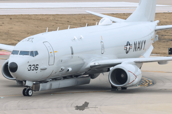 Screenshot 2025-08-28 at 15-46-22 𝗦𝗥_𝗣𝗹𝗮𝗻𝗲𝘀𝗽𝗼𝘁𝘁𝗲𝗿 en X P-8A 169336 returns from a short flight showing off a new kit. It Is now equipped with the AN_APS-154 AAS and the Lockheed Multi User Objective System. Thi[...].png